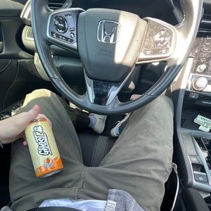 Meet your Posher, Ethan